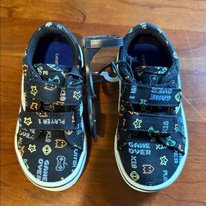 George Black Game-Themed Kids Sneakers Size 7